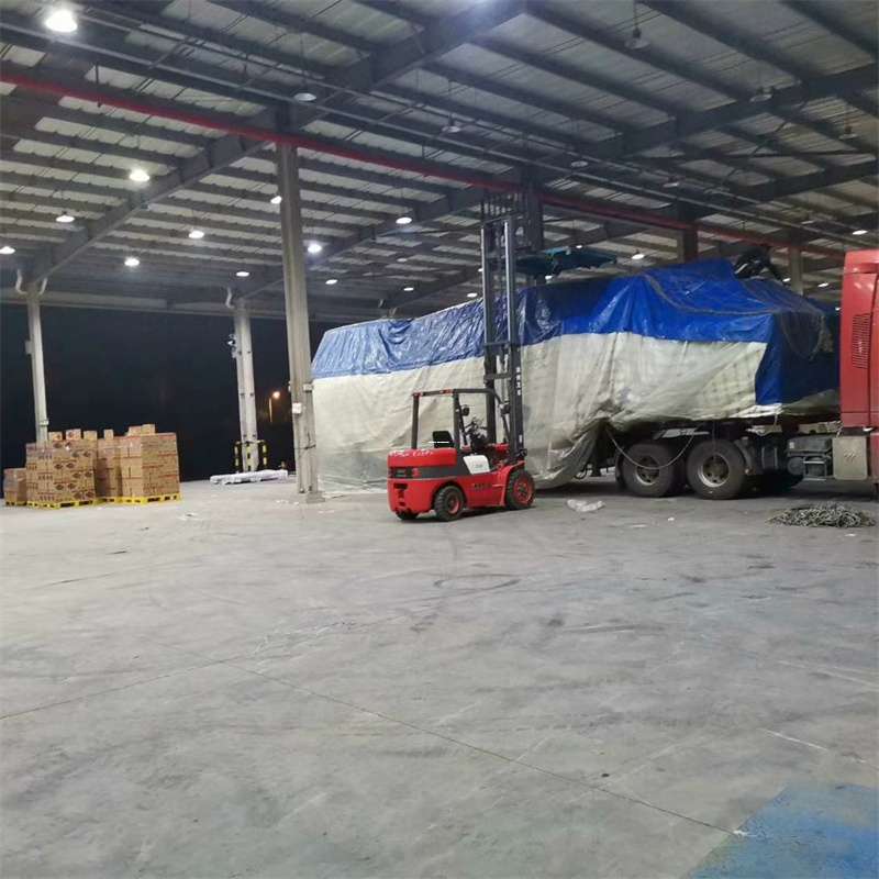 新华区色达县进仓物流：多元专线直达运输探秘